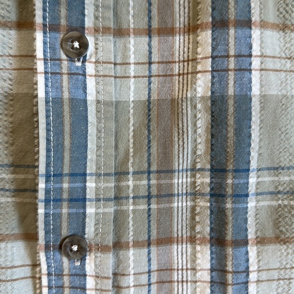 RedHead Seersucker Short-Sleeve Button-Down Shirt - Picture 5 of 7